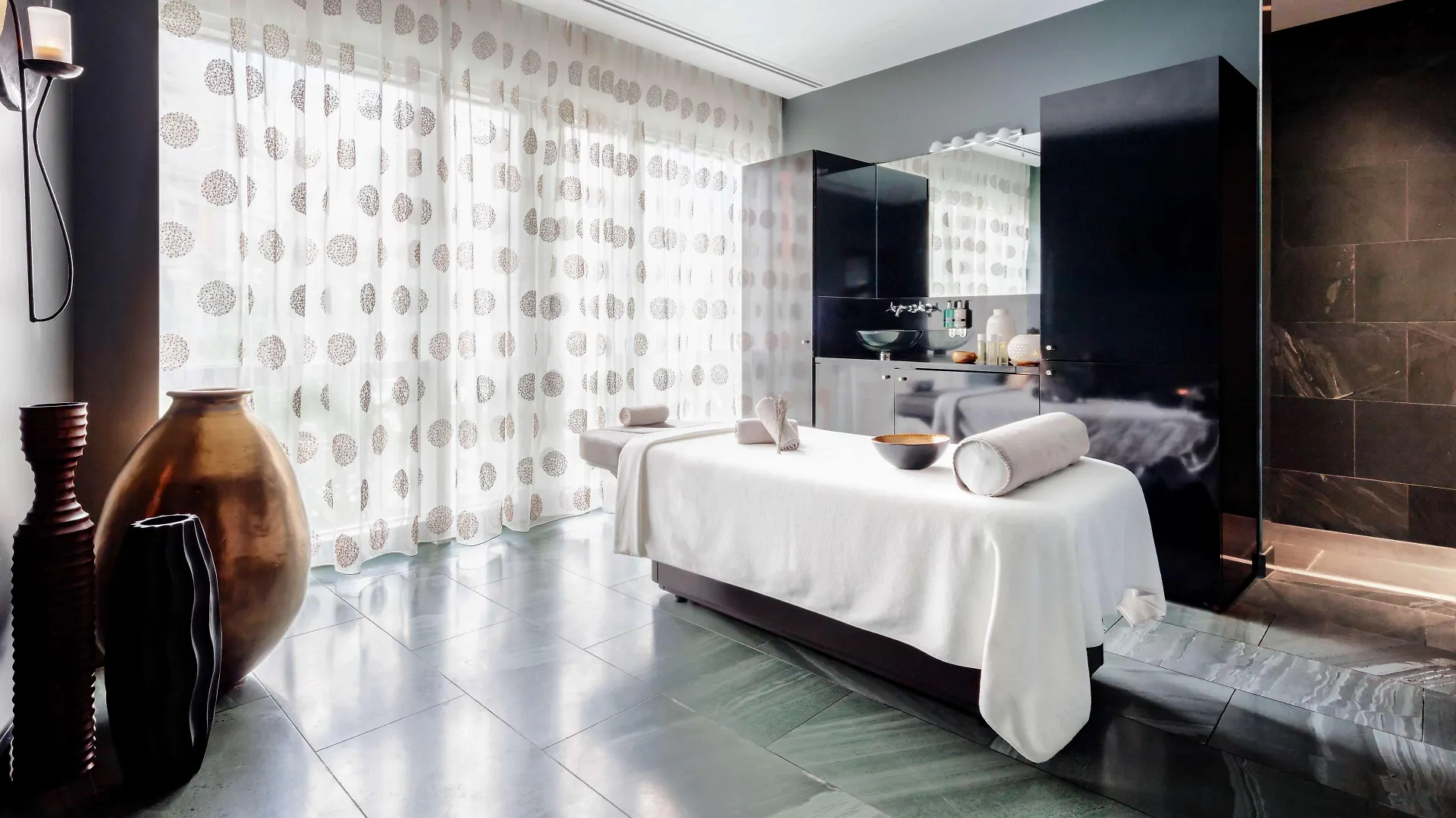 מלון Radisson Blu Hotel, London Canary Wharf East