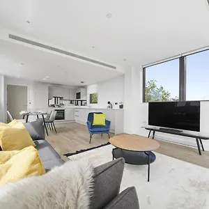 Executive In Bermondsey Free Wifi & Aircon By Aparts דירה